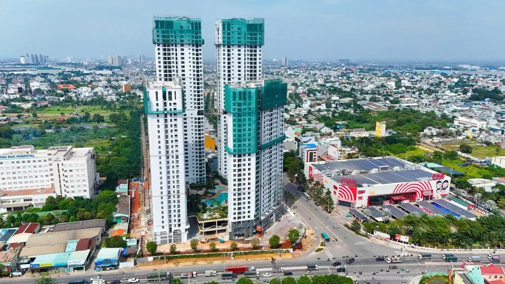 Green Skyline - vandunguit (14)